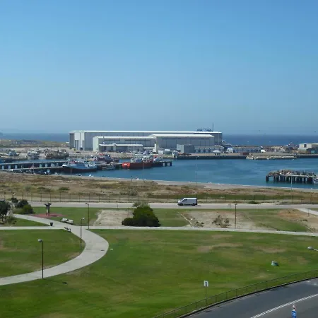- Frente A E Vista Mar Апартаменты