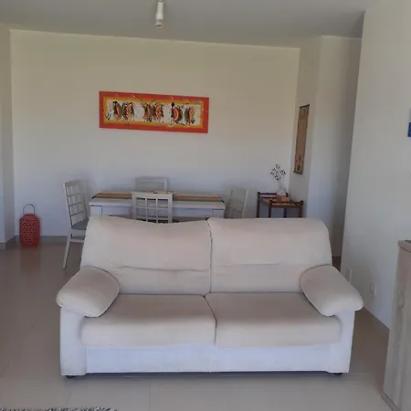 - Frente A E Vista Mar Apartman *